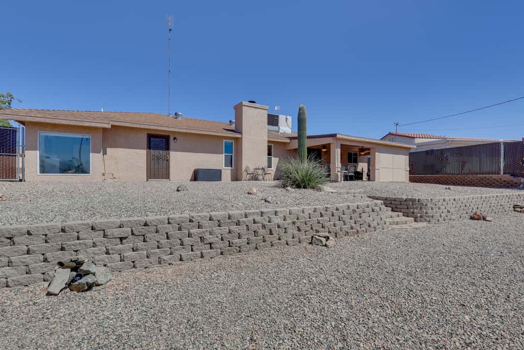 Furnished Patio, Grill & Views: Lake Havasu Home