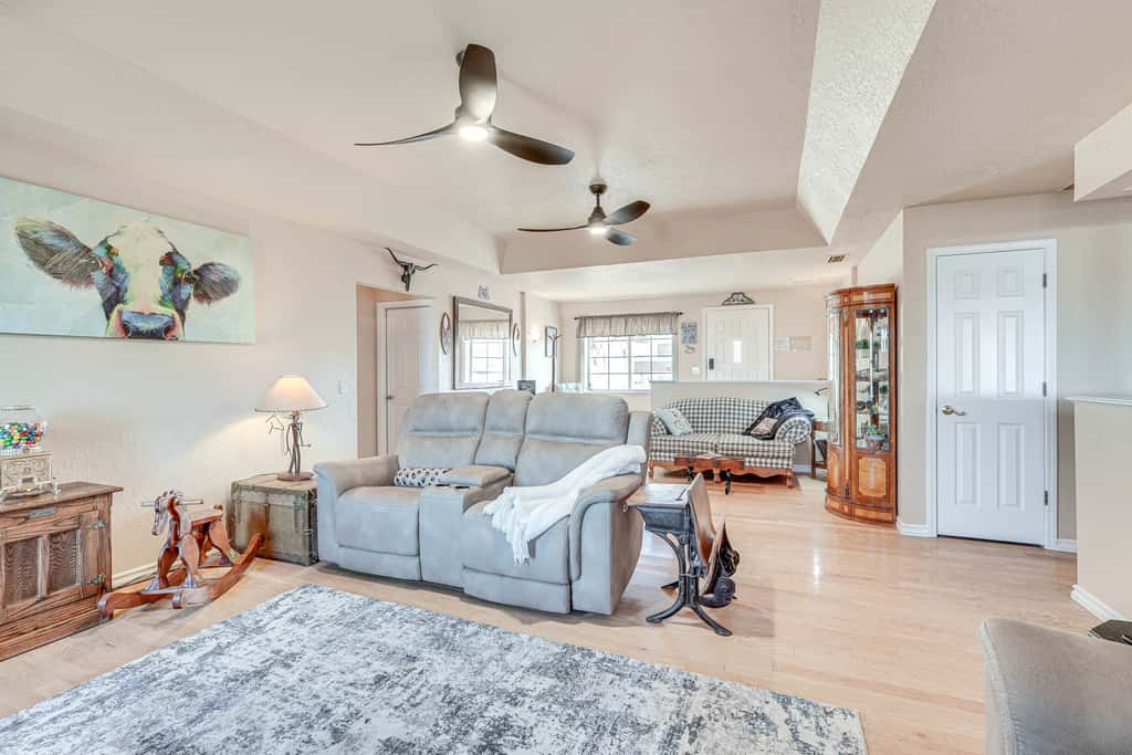 Furnished Patio, Grill & Views: Lake Havasu Home