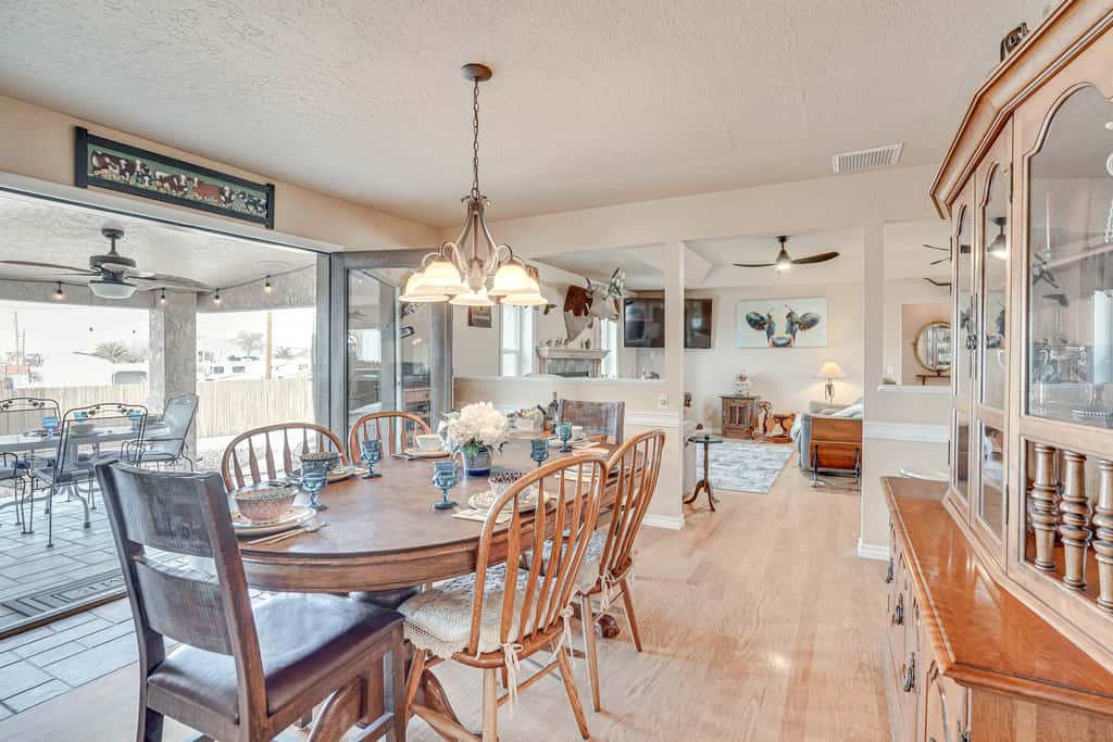 Furnished Patio, Grill & Views: Lake Havasu Home
