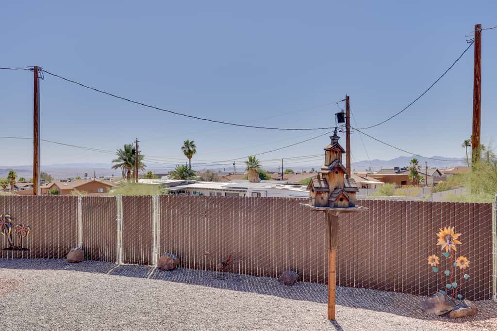 Furnished Patio, Grill & Views: Lake Havasu Home