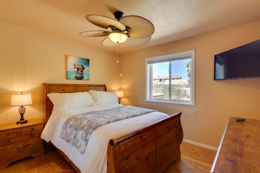 Furnished Patio, Grill & Views: Lake Havasu Home
