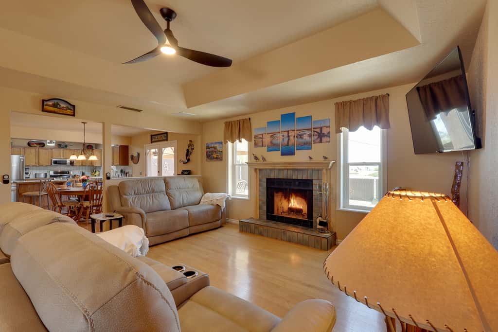 Furnished Patio, Grill & Views: Lake Havasu Home