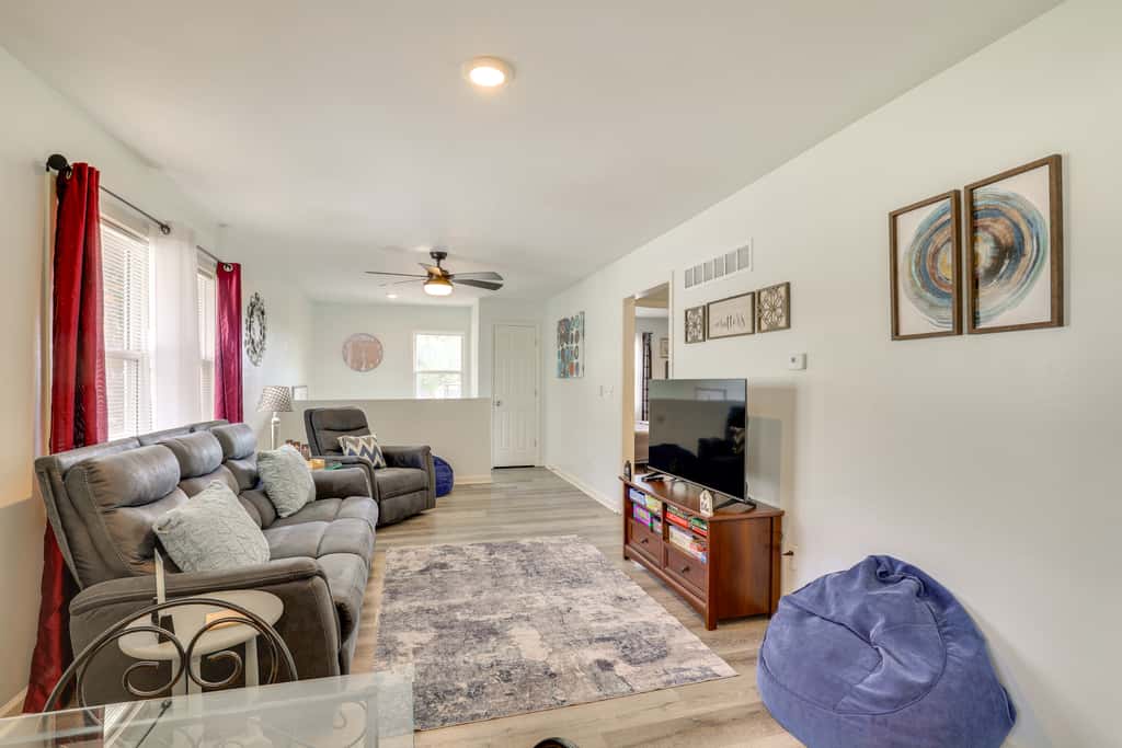 'McBride Cul-De-Sac' Quiet Apt for Extended Stays