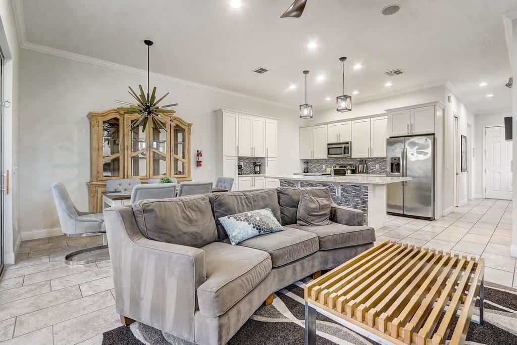 Private Pool 3BR Retreat Near Orlando Attractions