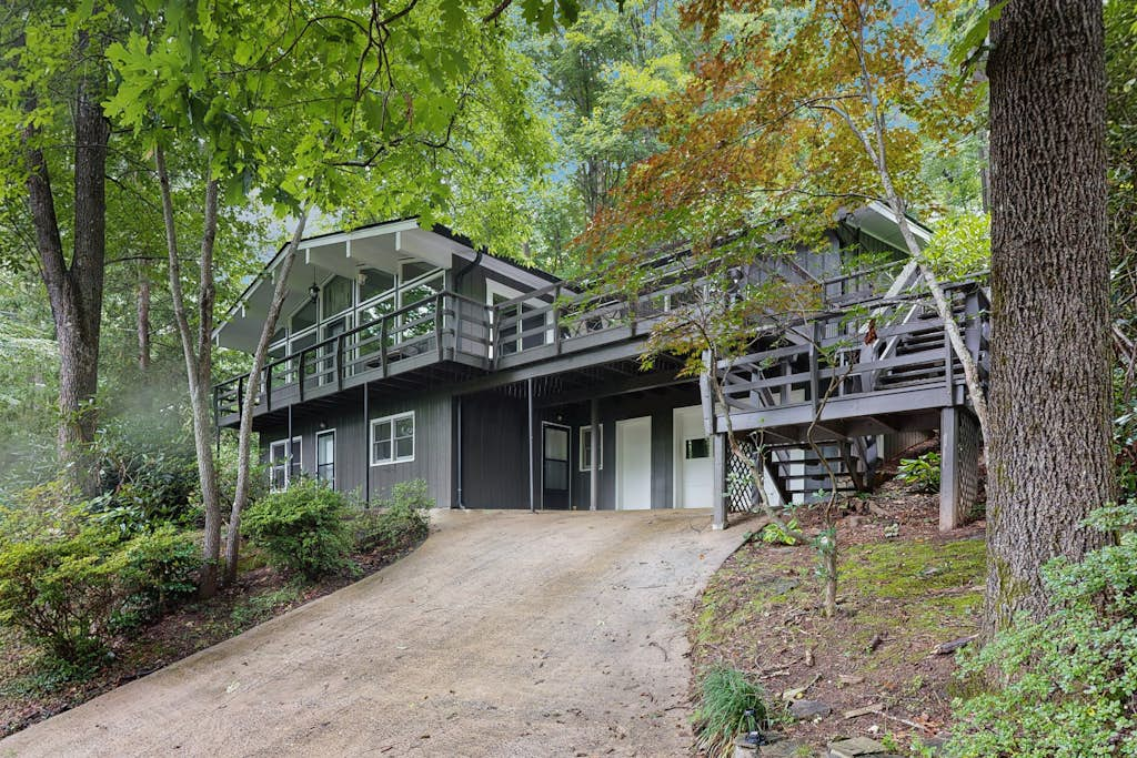 The Treehouse - Upper