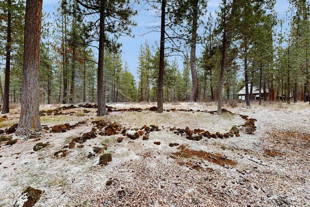 Black Butte Retreat w Resort Amenities, Near Hiking and Bike Trails
