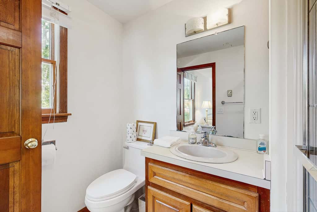 Charming Dog Friendly North Chatham Ranch