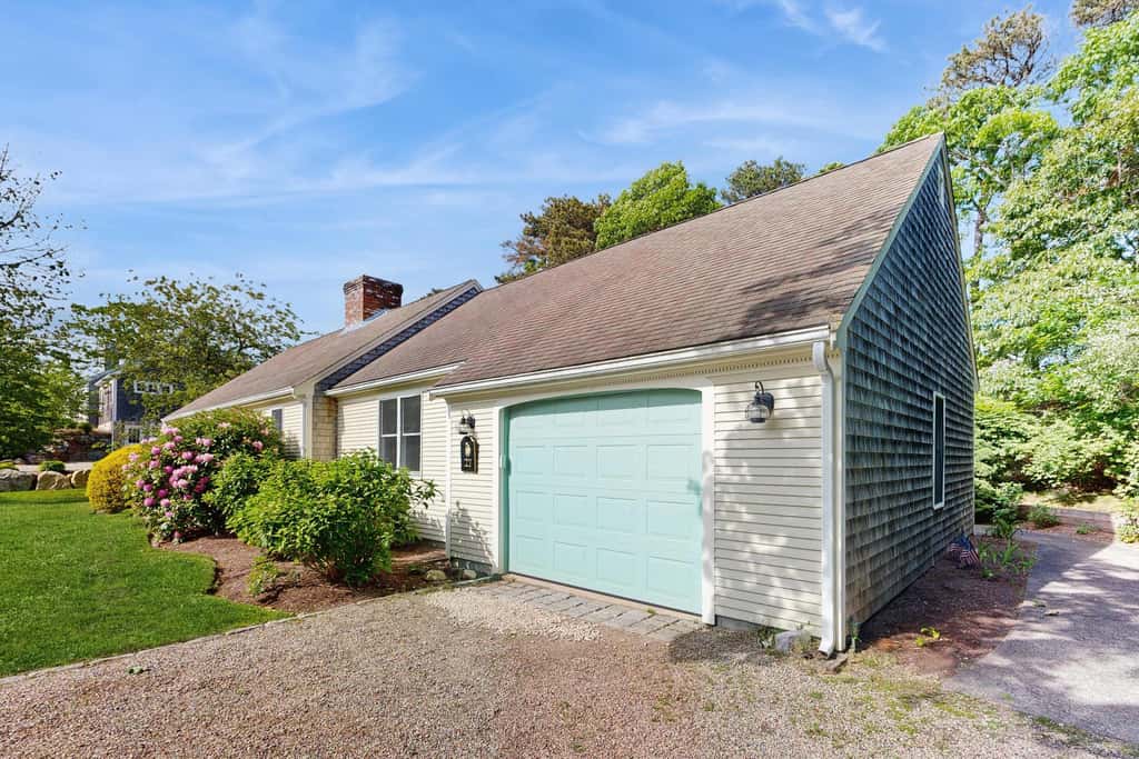 Charming Dog Friendly North Chatham Ranch
