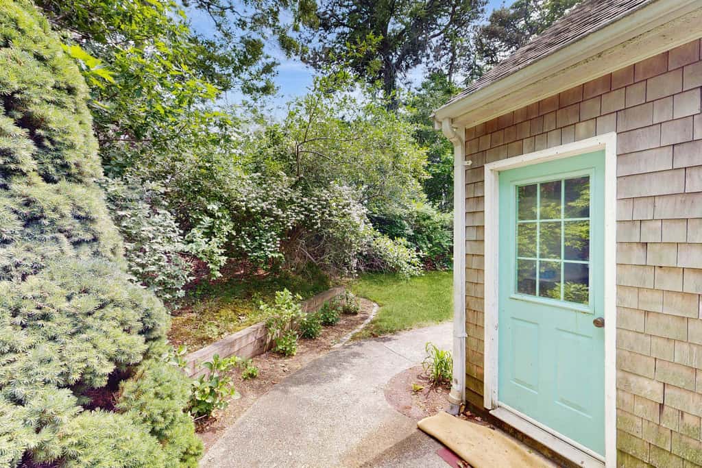 Charming Dog Friendly North Chatham Ranch
