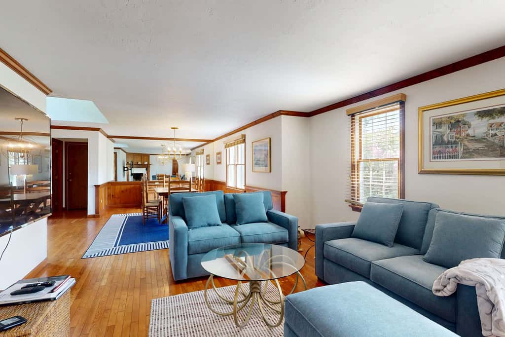 Charming Dog Friendly North Chatham Ranch