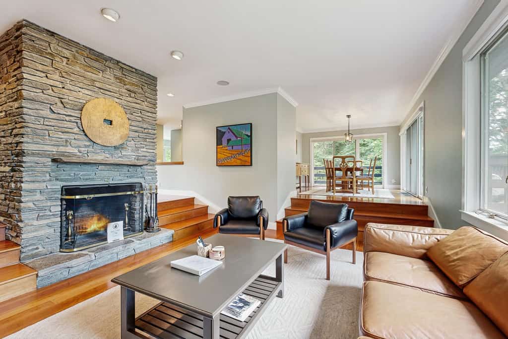 Stunning home w/ hot tub, views & Quechee Club access