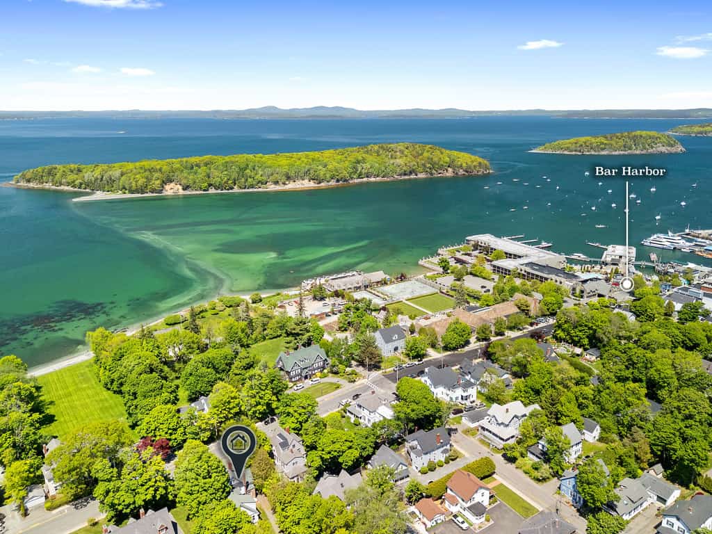 La Maisonette - Historic Renovated 6 BR Downtown Bar Harbor