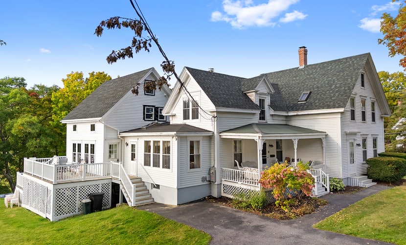 One Atlantic- | 5BR harbor view Maine home, close to town, deck