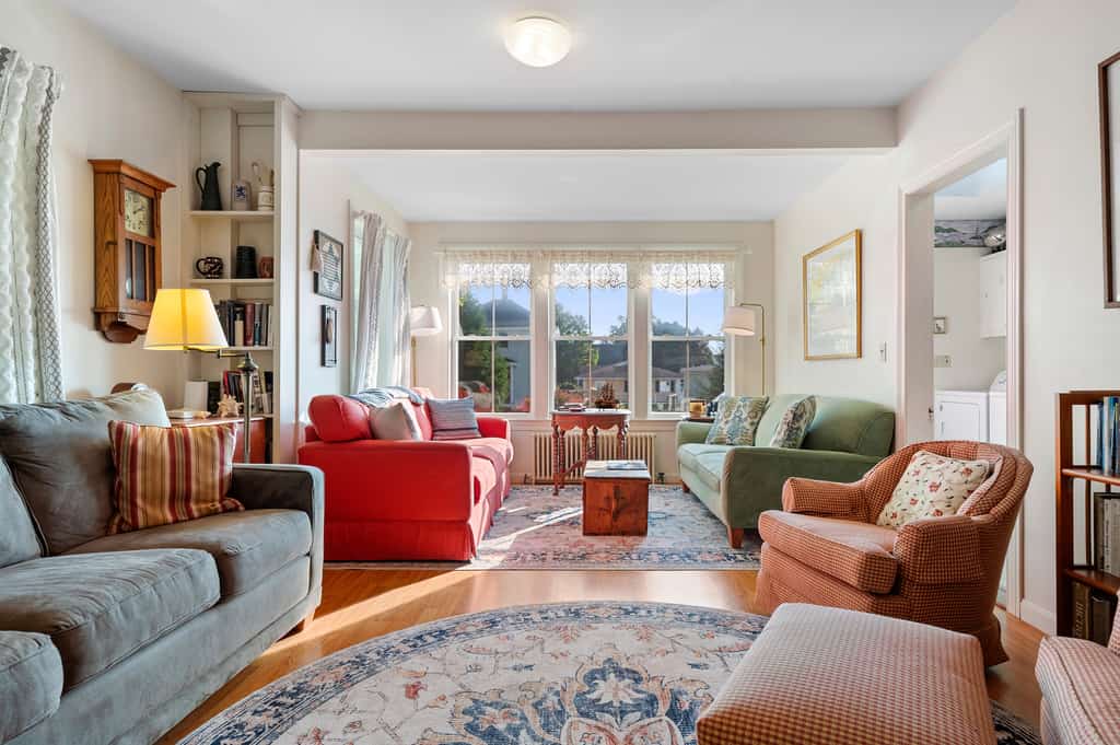 One Atlantic- | 5BR harbor view Maine home, close to town, deck