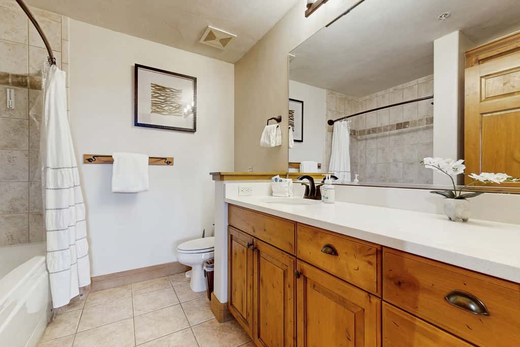 EagleRidge Lodge 204