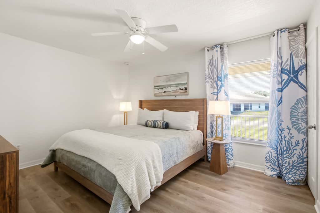 Gorgeous master unit w 2 full kitchens