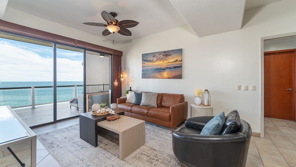 Cristal 803 2 BR 2 BA condo @ Las Palomas Phase 1