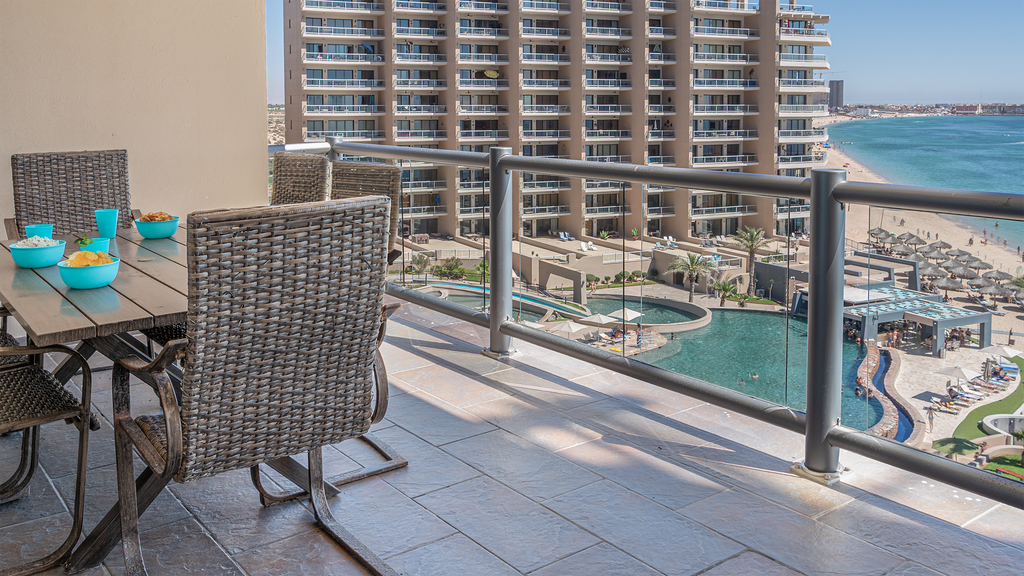 Cristal 607 Beachfront Phase 1 3BR 2BA