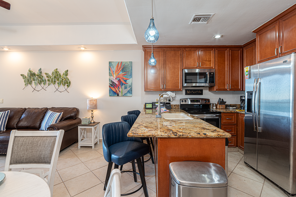 Las Palomas Phase 1 Rubi 707 Exceptional OceanView 1BR 1BA Unit.