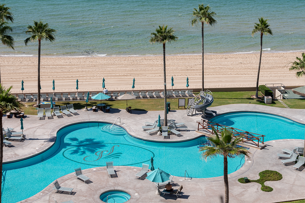 Sonoran Spa N-803 – Stunning Oceanfront Escape with Sweeping Sea Views