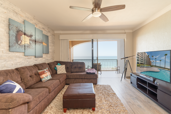 Sonoran Spa N-803 – Stunning Oceanfront Escape with Sweeping Sea Views