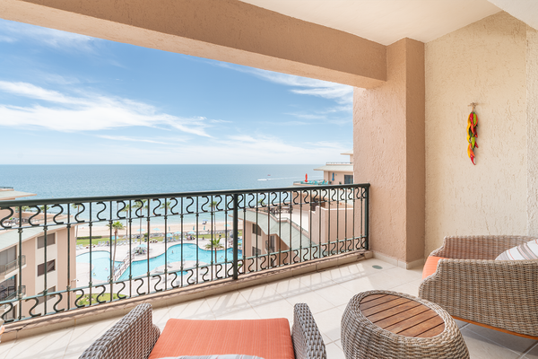 Sonoran Spa N-706 – Beautiful Beachfront Retreat with Panoramic Ocean Views