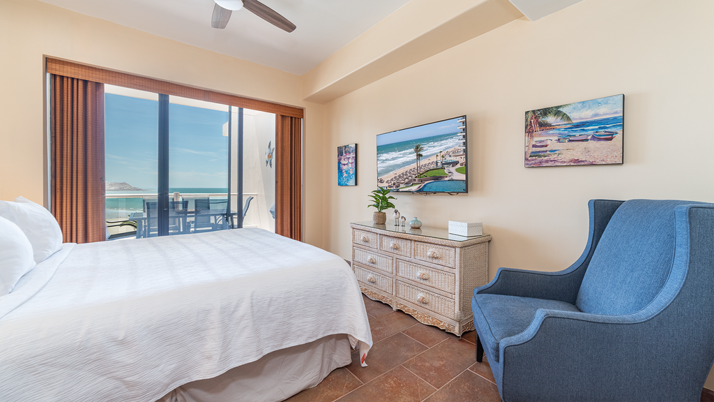 Phase I Cristal 504 2BR Beachfront at Las Palomas