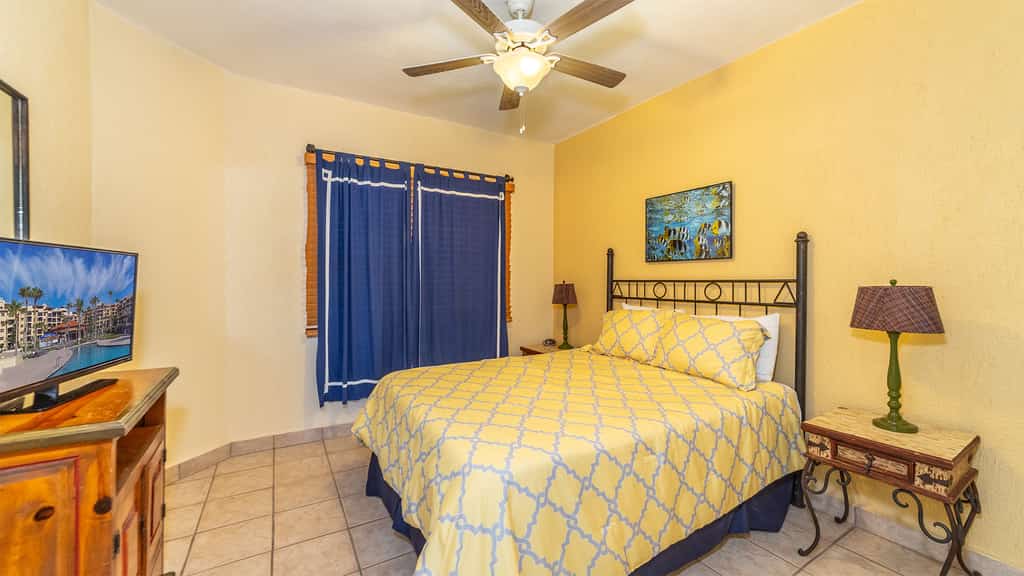 Ocean View 2BR Condo at Princesa de Peñasco – Beautiful Balcony view C403