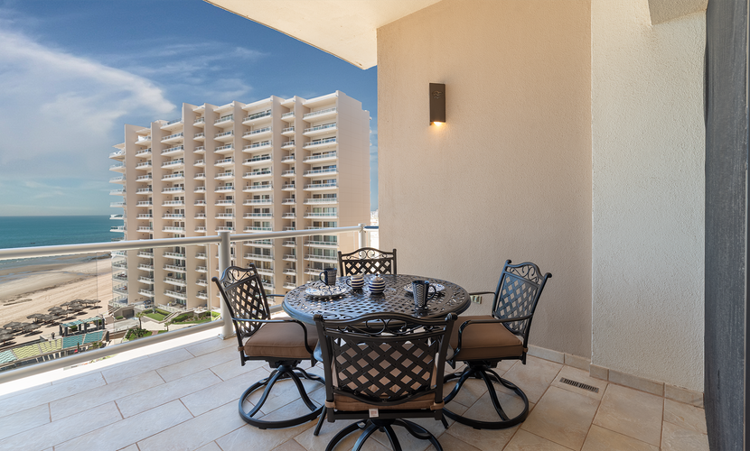 Las Palomas Phase II Coronado 801 Exceptional oceanfront 2BR 2BA Unit