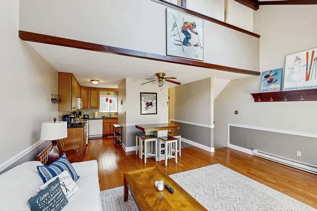 Cozy 3BR Condo - Fireplace - Tannersville