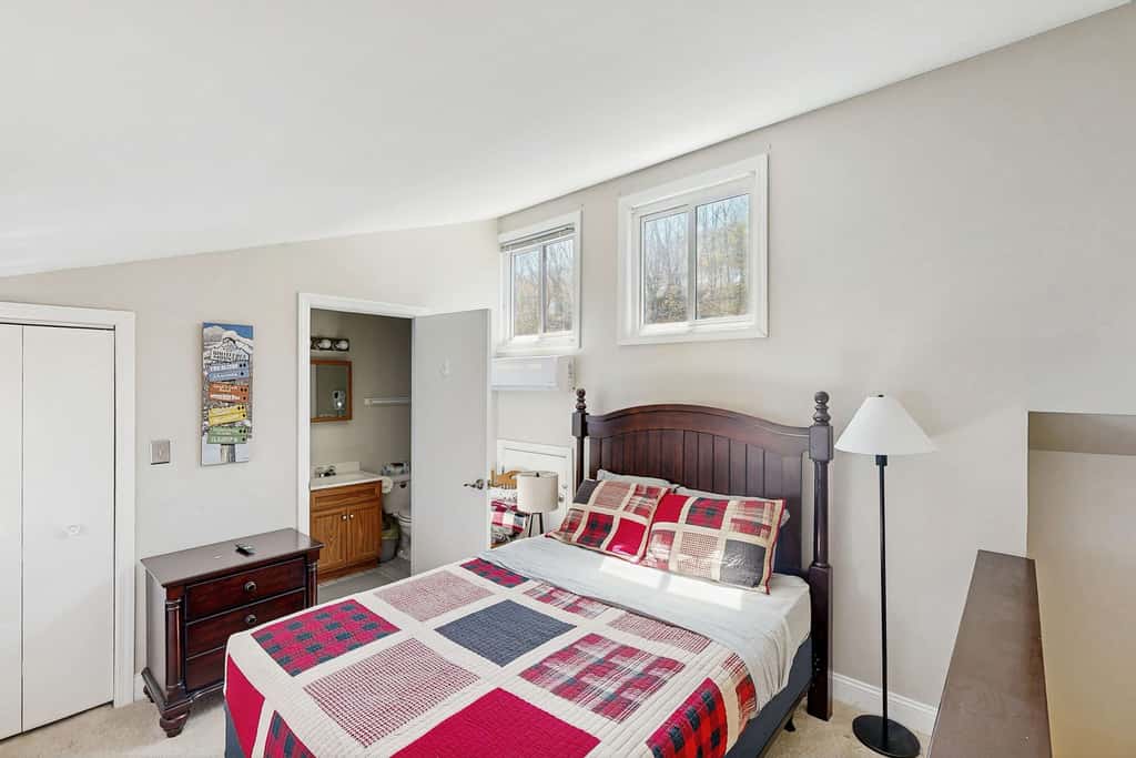 Cozy 3BR Condo - Fireplace - Tannersville
