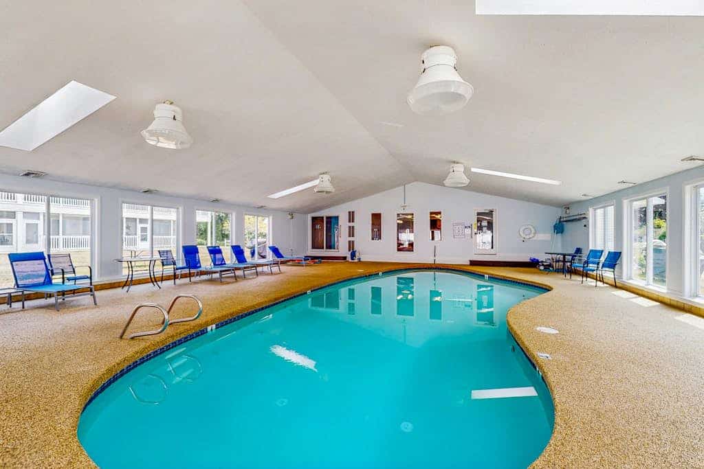Coastal Studio Retreat w/ Seasonal Pool Access