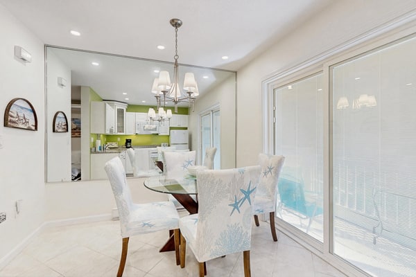 Coastal Studio Retreat w/ Seasonal Pool Access