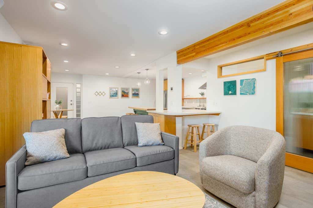 Captain Cook's Luxury Coastal Condo
