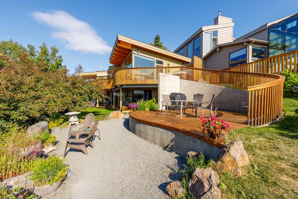 Sleeping Lady Luxury Retreat