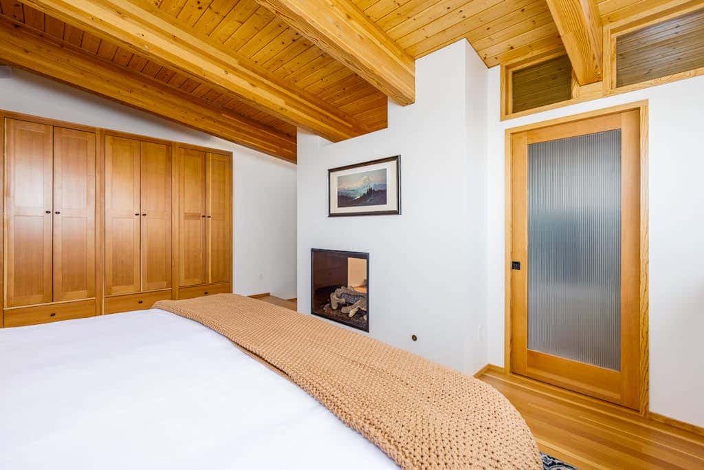 Sleeping Lady Luxury Retreat
