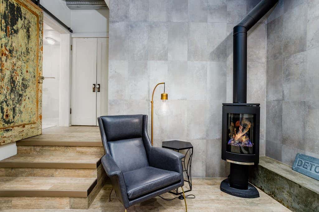 Bootlegger's Luxury Bungalow