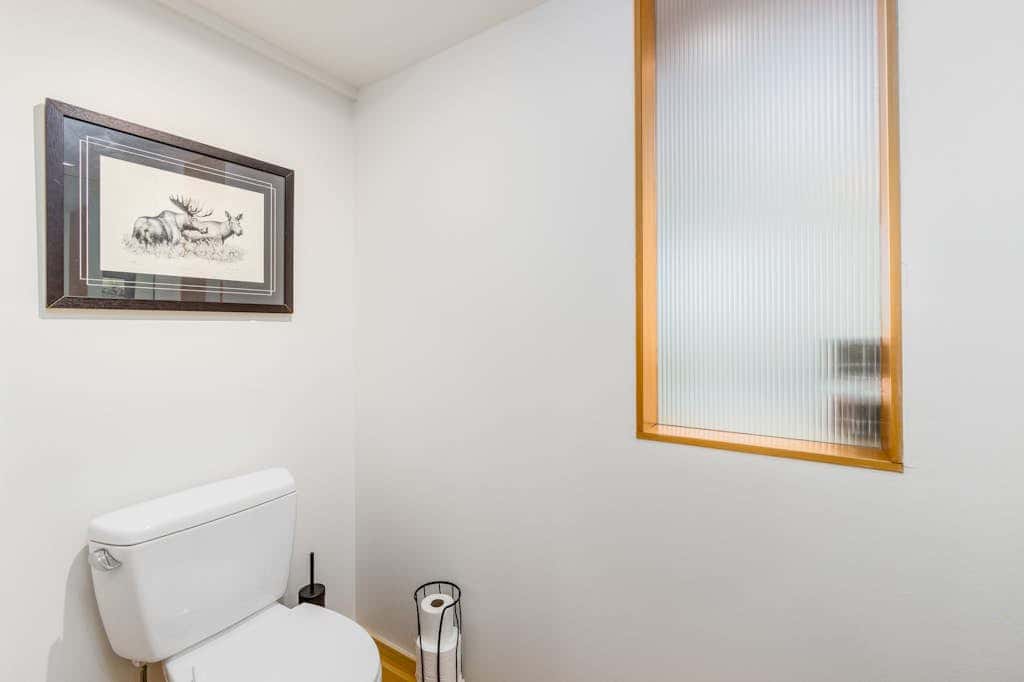 Downtown Contemporary - Full Property