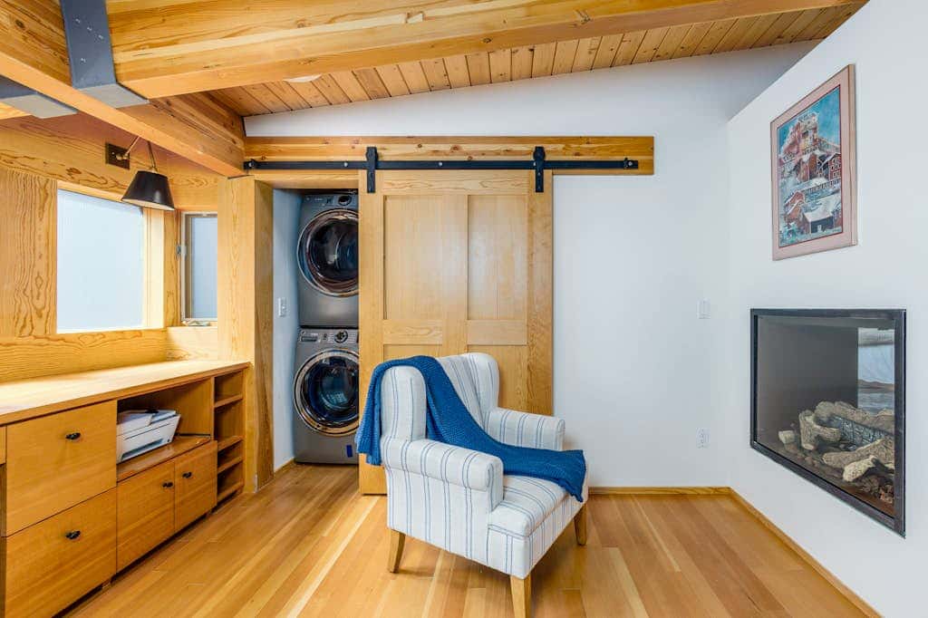 Downtown Contemporary - Full Property