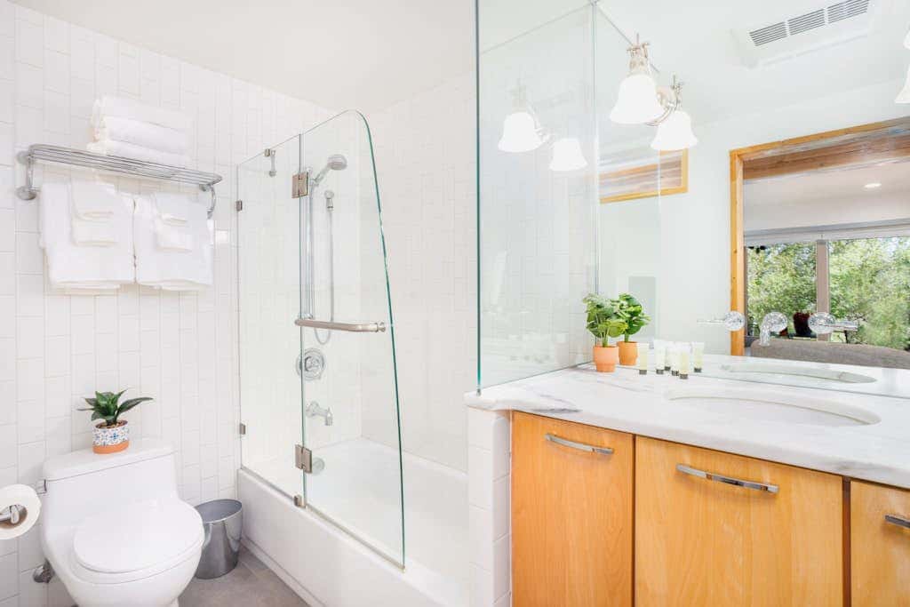 Downtown Contemporary - Full Property