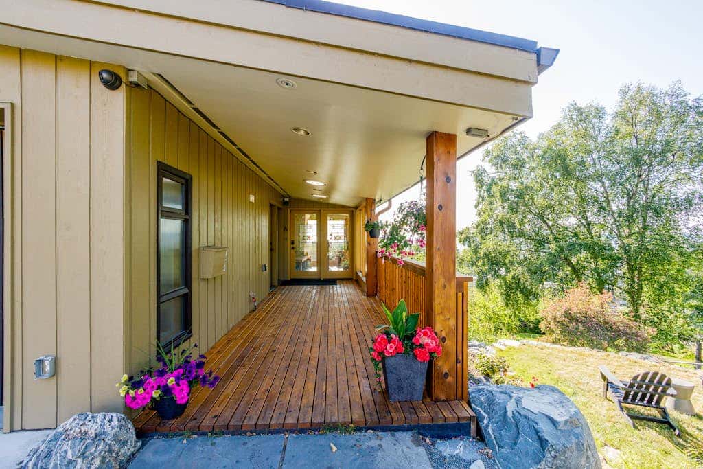 Downtown Contemporary - Full Property