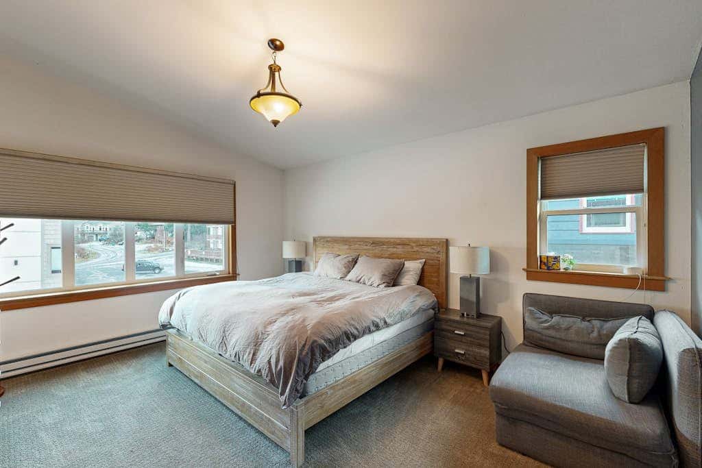 Olympic Mountain Oasis