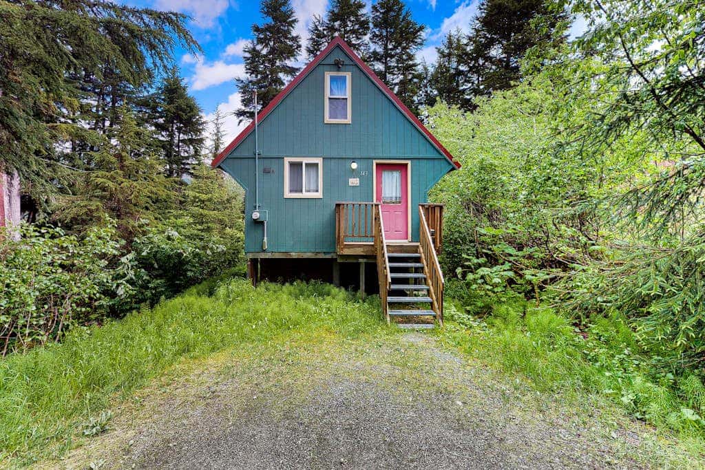 Christina Cabin