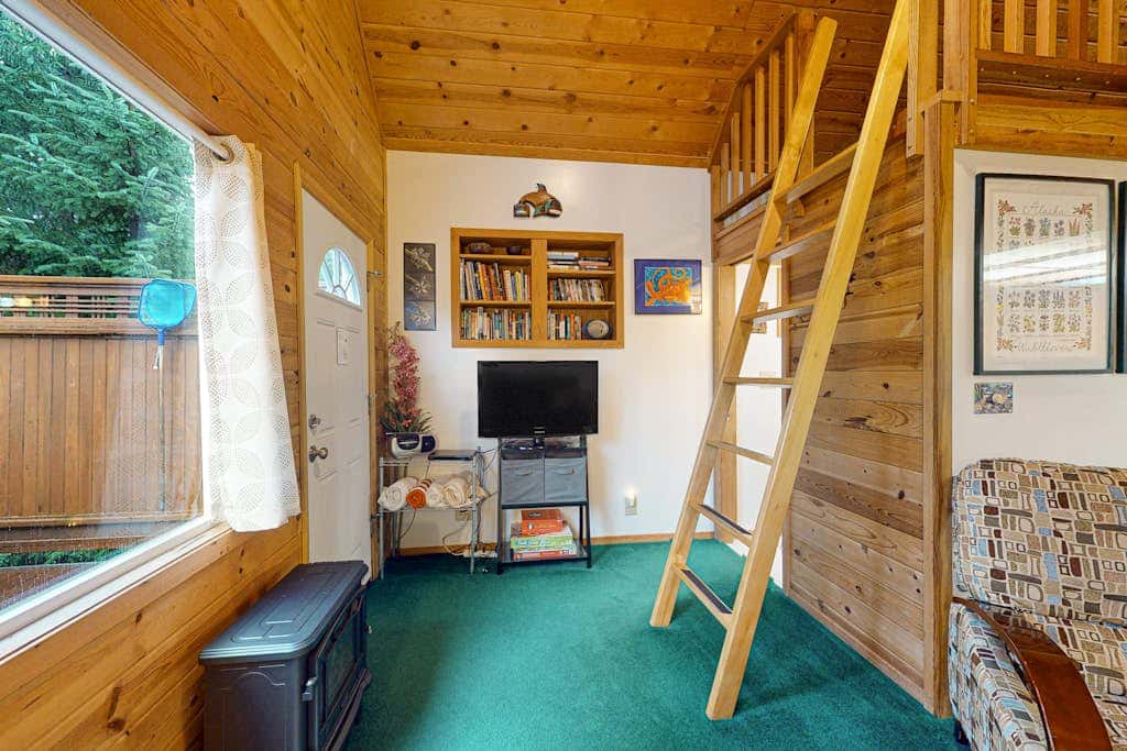 Christina Cabin