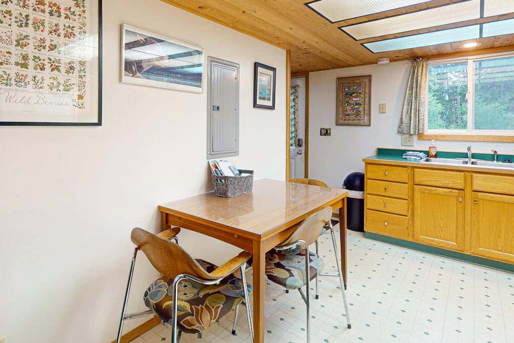 Christina Cabin