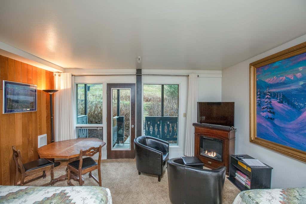 East Condo #208