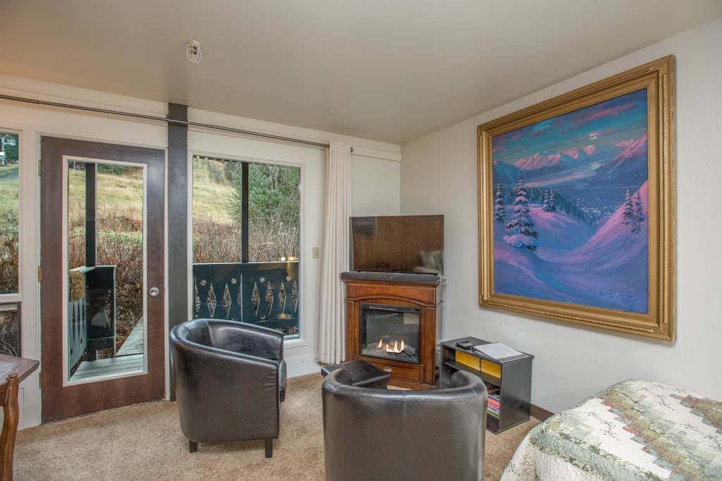 East Condo #208