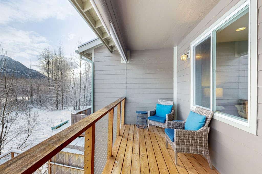 Stunning mountain-view home on Glacier Creek with deck, BBQ, and family friendly