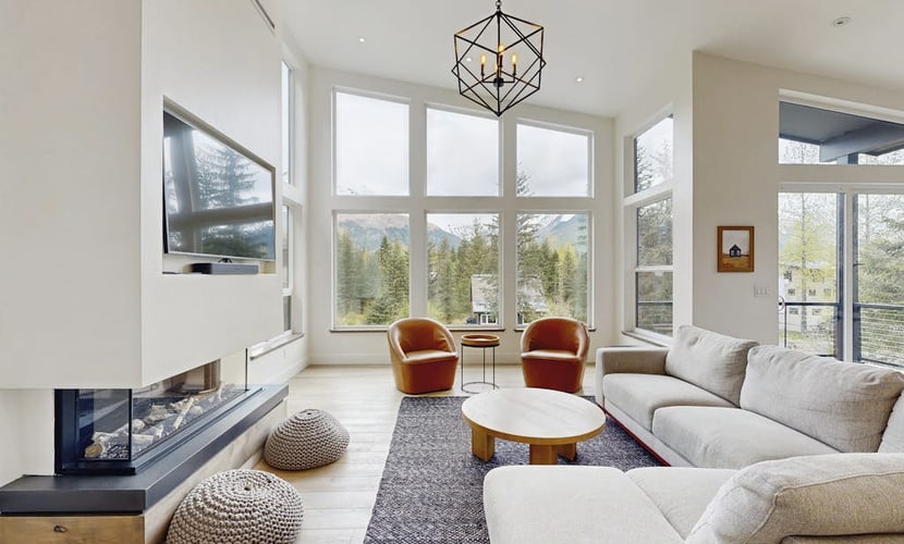 Constructed brand new in 2021 with sharp contemporary finishes and expansive viewing windows that frame the surrounding Chugach peaks, Glacier View Getaway makes a powerful case for the modern Girdwood home. Built specifically for large family groups and outdoor teams who want space without losing a classic mountain feel, the four-bedroom house features an open-concept kitchen built for real cooking and a massive, dedicated lower-level game room equipped with a custom foosball table. Positioned just minutes from Alyeska Resort, Girdwood Brewing Company, and local trailheads. Standard Specs: Gourmet full kitchen, private lower-level game room with foosball, contemporary finishes, large-capacity windows, flat-screen TV, high-speed WiFi, and keypad entry. Driveway parking for two vehicles. Sleeps 11.