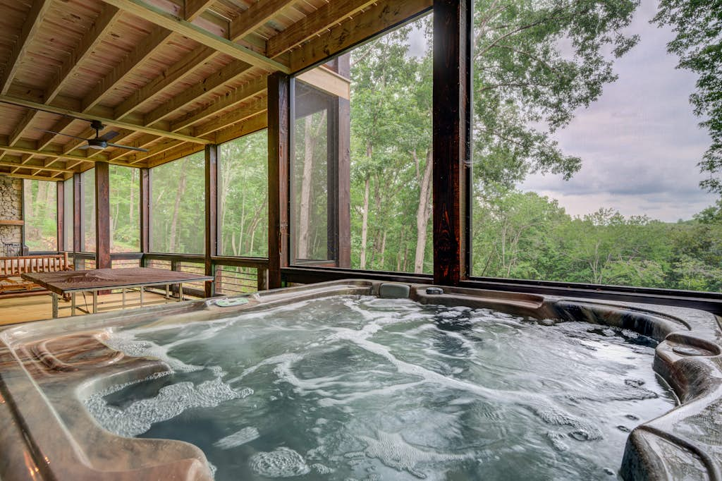 Grizzly Cabin